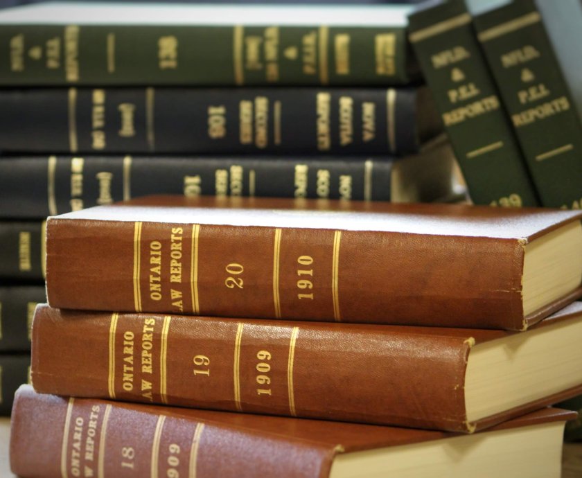 Canadian_law_books_(31460630695)